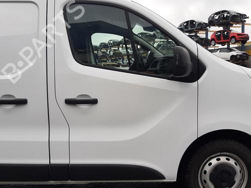 right-front-door-renault-trafic-iii-van-fg_-2014-40046827 main image