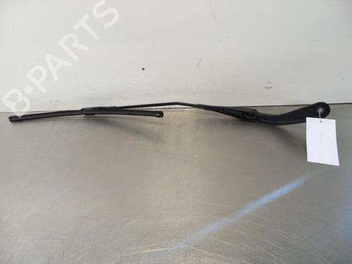 Front windshield wiper arm BMW 1 (F20) 118 i | BP27984978C143 