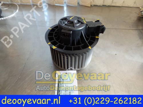 Used Heater blower motor HYUNDAI i20 I (PB, PBT) 1.4 (101 hp) 24408766