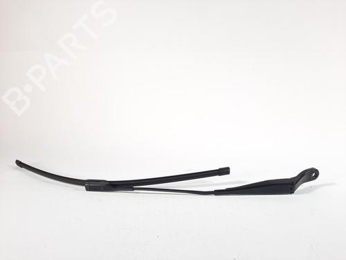 Used Front windshield wiper arm CITROËN C3 AIRCROSS II (2R_, 2C_) 1.2 PureTech 110 (2RHNZB, 2RHNZW, 2RHNPX, 2RHNPJ) (110 hp) 19754445