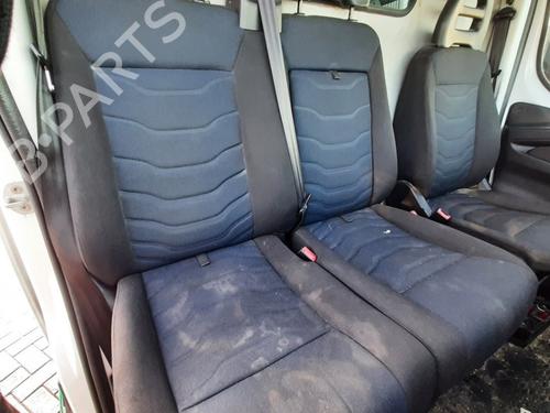 Stol høyre foran IVECO DAILY VI Van 33S16, 35S16, 35C16, 38S16, 40C16, 42S16, 50C16 (156 hp) 31801262