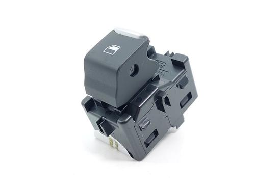 switch-ford-fiesta-vii-hj-hf-2017-32443362 main image