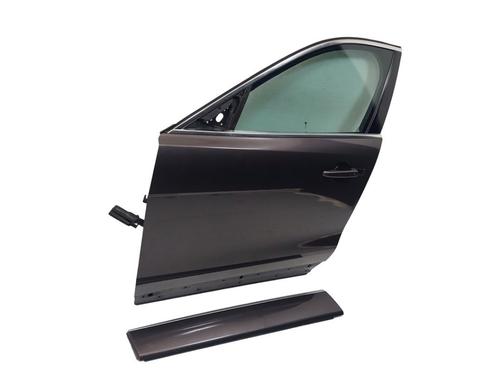 Left front door JAGUAR F-PACE (X761) 2.0 P400e Plug-in Hybrid | BP29044516C2 