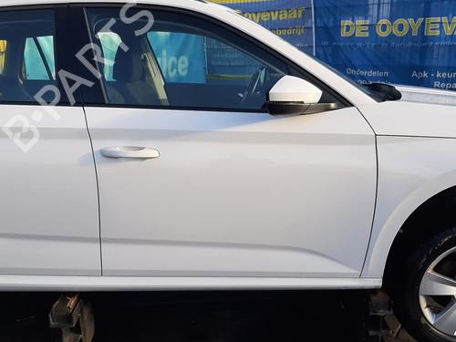 Used Right front door Right front door SKODA KAMIQ (NW4) 1.0 TSI (110 hp) 39694485 39694485