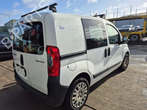 Used Right taillight PEUGEOT BIPPER (AA_) 1.3 HDi 75 (75 hp) 32628603