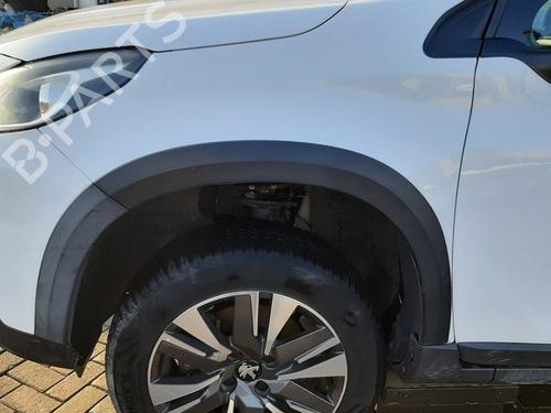 Używane Błotnik przedni lewy PEUGEOT 2008 I (CU_) 1.2 THP 110 / PureTech 110 (110 hp) 32785293
