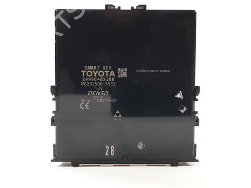 Autre TOYOTA AURIS Estate (_E18_) 1.8 Hybrid (ZWE186_, ZWE186R, ZWE186H) (136 hp) 30875752