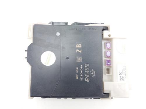 Used Fuse box TOYOTA COROLLA Estate (_E21_) 1.8 Hybrid (ZWE211) (122 hp) 21202357