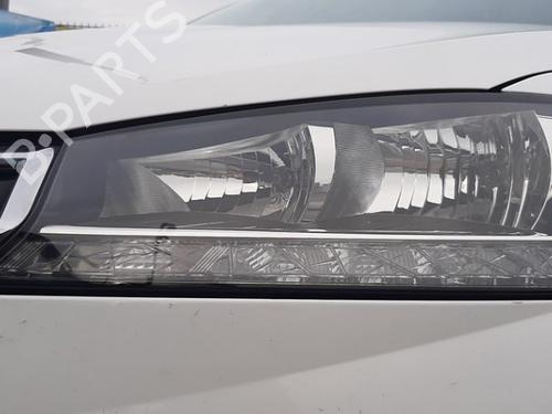 Phare gauche Phare gauche SKODA FABIA III Estate (NJ5) 1.0 TSI (95 hp) 39888617 39888617