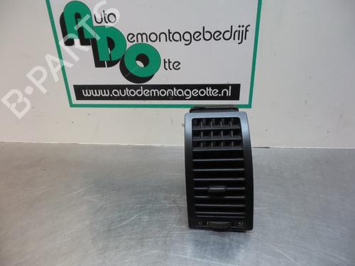 Used Air vent VW POLO (9N_, 9A_) 1.2 12V (64 hp) 19605761