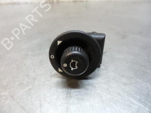 Used Mirror switch Mirror switch 19597218 19597218