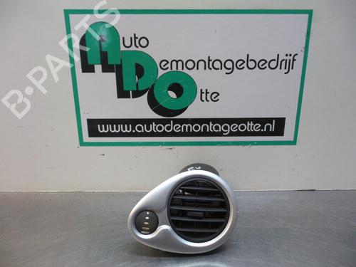 Used Air vent RENAULT CLIO III (BR0/1, CR0/1) 1.6 16V (BR05, BR0B, BR0Y, BR15, BR1J, BR1M, BR1Y, CR0B,... (112 hp) 19606601