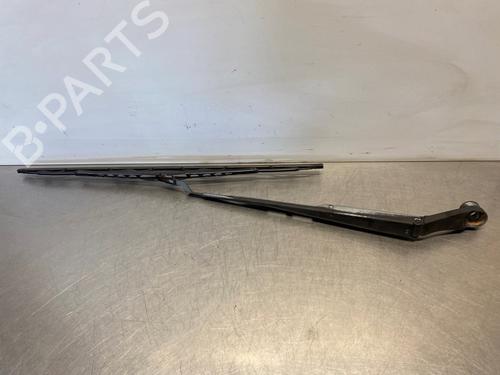 Used Front windshield wiper arm HYUNDAI i20 I (PB, PBT) 1.2 (78 hp) 29158930