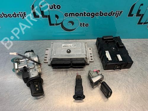 Used Switch NISSAN NOTE (E11, NE11) 1.4 (88 hp) 24737378