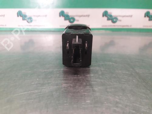 Switch SAAB 9-3 (YS3D) 2.0 Turbo | BP19615147I30 