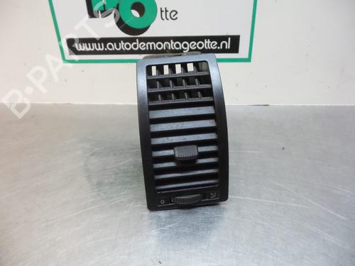 Used Air vent VW POLO IV (9N_, 9A_) 1.2 12V (64 hp) 19605760