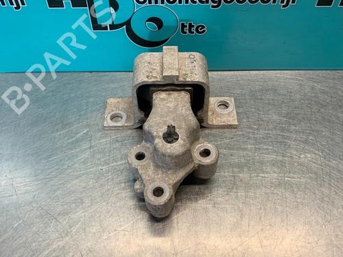 Used Engine mount DACIA SANDERO 1.2 16V (75 hp) 19624855