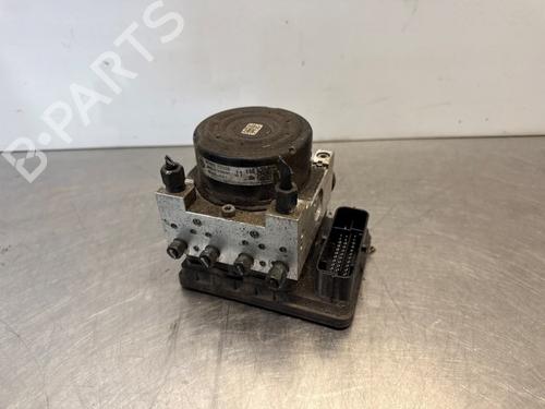 ABS Bremseaggregat NISSAN NOTE (E12) 1.2 (80 hp) 28368894