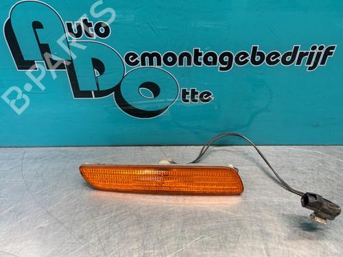 Used Left front indicator VOLVO V40 Estate (645) 2.0 (136 hp) 19626681