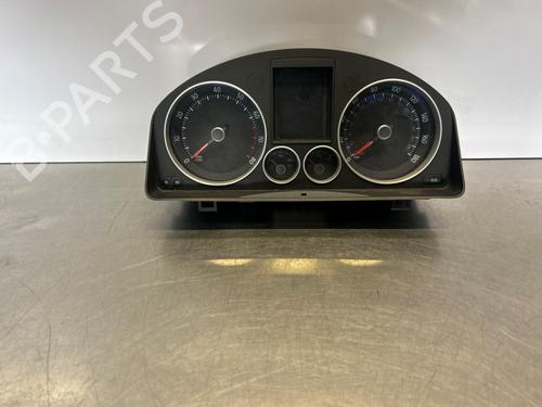 Used Instrument cluster Instrument cluster 36832573 36832573