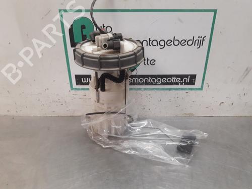 Used Fuel pump OPEL MOVANO A Van (X70) 2.5 CDTI (FD) (120 hp) 19614639