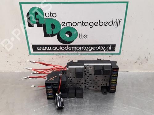 Used Fuse box Fuse box VOLVO S80 I (184) 2.4 (170 hp) 19613665 19613665