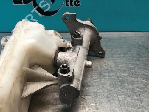 Brake master cylinder OPEL VIVARO A Van (X83) 2.0 CDTI (F7) | BP28298141M77 