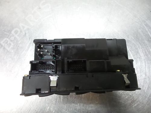 Switch BMW 5 (E39) 523 i | BP19612876I30 