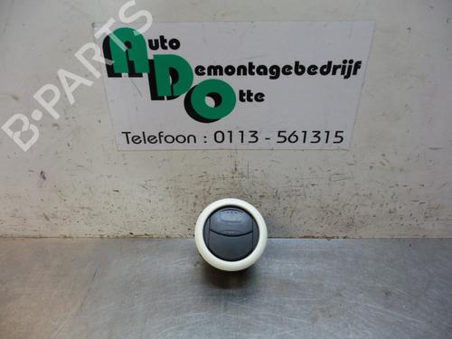 Used Air vent Air vent 19597276 19597276