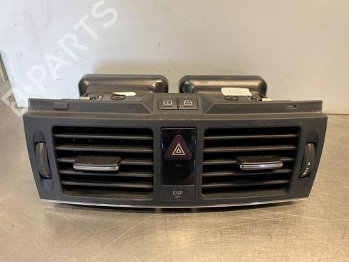 Used Air vent MERCEDES-BENZ C-CLASS (W204) C 200 Kompressor (204.041) (184 hp) 29025294