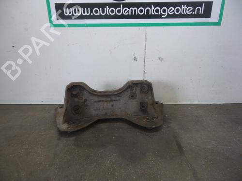 Used Subframe HYUNDAI SANTA FÉ I (SM) 2.0 (135 hp) 19609840