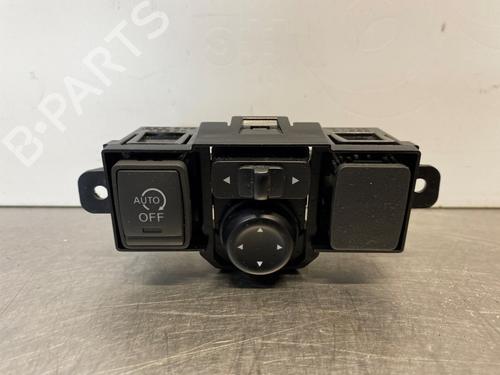 Used Mirror switch NISSAN NOTE (E12) 1.2 (80 hp) 28354578