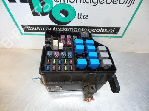 Fuse box HYUNDAI SANTA FÉ I (SM) 2.0 | BP19609793E1 