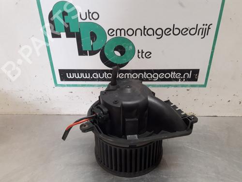Used Heater blower motor MERCEDES-BENZ SPRINTER 3-t Platform/Chassis (B903) 308 CDI (903.611, 903.612, 903.613, 903.621, 903.622,... (82 hp) 19614284