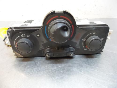 Used Climate control Climate control 19585403 19585403