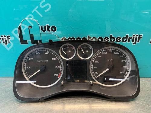 Used Instrument cluster PEUGEOT 307 (3A/C) 1.6 16V (109 hp) 19626820