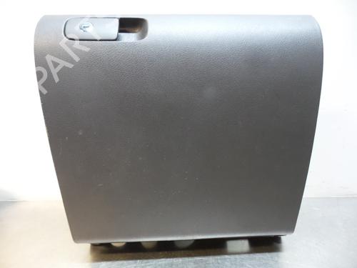 Used Glove box Glove box 19608879 19608879