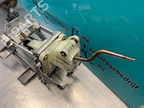 Gear lever MITSUBISHI GRANDIS (NA_W) 2.4 MIVEC (NA4W) | BP19625611M90 