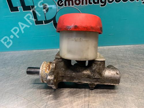 Brake master cylinder SUZUKI SAMURAI Closed Off-Road Vehicle (SJ_) 1.3 All-wheel Drive (SJ413, SJ70, SJ80) | BP19622960M77 