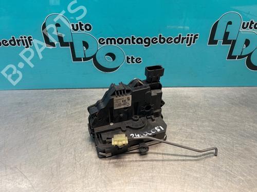 Used Front left lock OPEL CORSA D (S07) 1.4 (L08, L68) (90 hp) 20719608