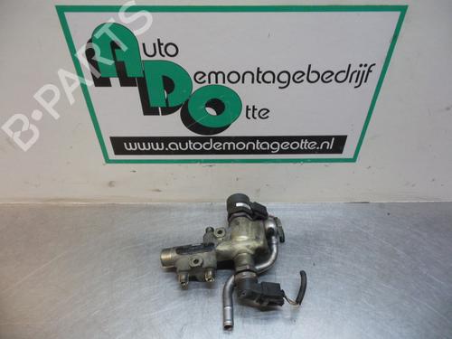 Used Fuel pump BMW 7 (E65, E66, E67) 740 d (258 hp) 19606829