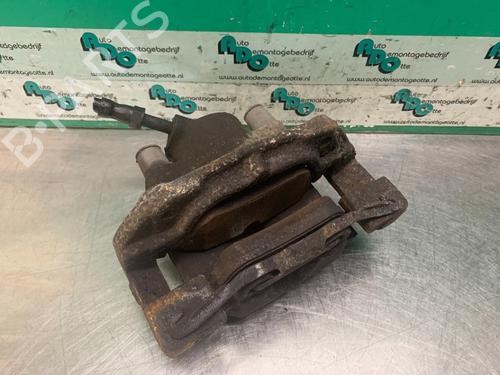 Used Right front brake caliper Right front brake caliper 32228897 32228897