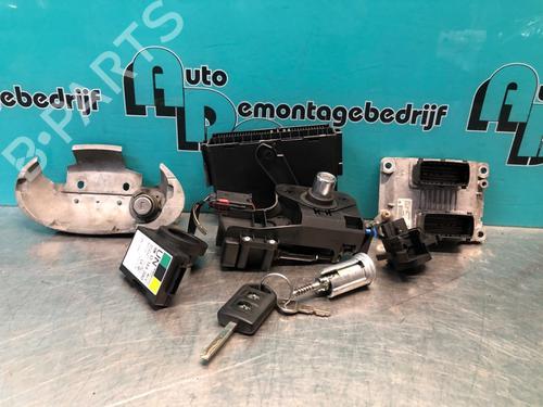 Used Switch OPEL MERIVA A MPV (X03) 1.4 16V Twinport (E75) (90 hp) 28298822