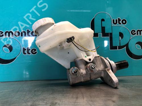 Brake master cylinder MITSUBISHI MIRAGE / SPACE STAR VI Hatchback (A0_A) 1.0 (A05A) | BP28297483M77 - Image 1