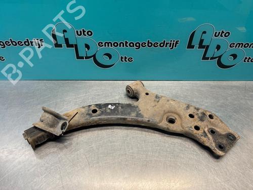Used Right front suspension arm TOYOTA STARLET (_P9_) 1.3 (EP91_, EP91R) (75 hp) 28297857
