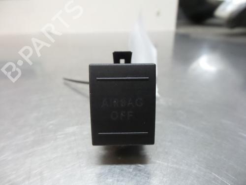 Used Switch VW POLO (9N_, 9A_) 1.4 TDI (70 hp) 19605159