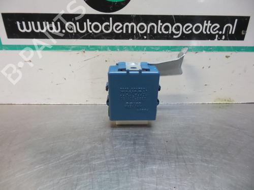 Used Control unit Control unit TOYOTA YARIS (_P1_) 1.0 (SCP10_, SCP10R) (68 hp) 19610191 19610191