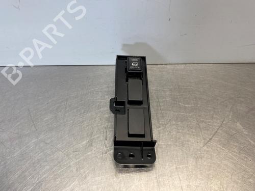 Used Switch NISSAN NOTE (E12) 1.2 (80 hp) 28354580