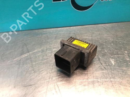 Used Electronic module RENAULT TRAFIC II Van (FL) 2.0 dCi 90 (FL0H) (90 hp) 28299159