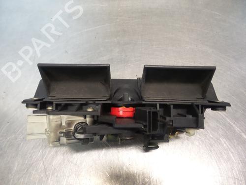 Trunk håndtak AUDI A6 C5 (4B2) 1.9 TDI (110 hp) 19591524